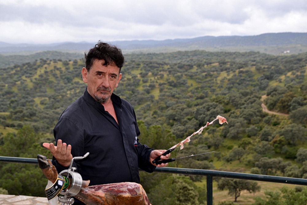 Florencio Sanchidrián, el  meor cortador de jamón del mundo